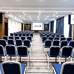 فندق Radisson Blu فروتسواف