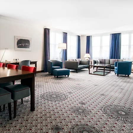فندق Radisson Blu 5*