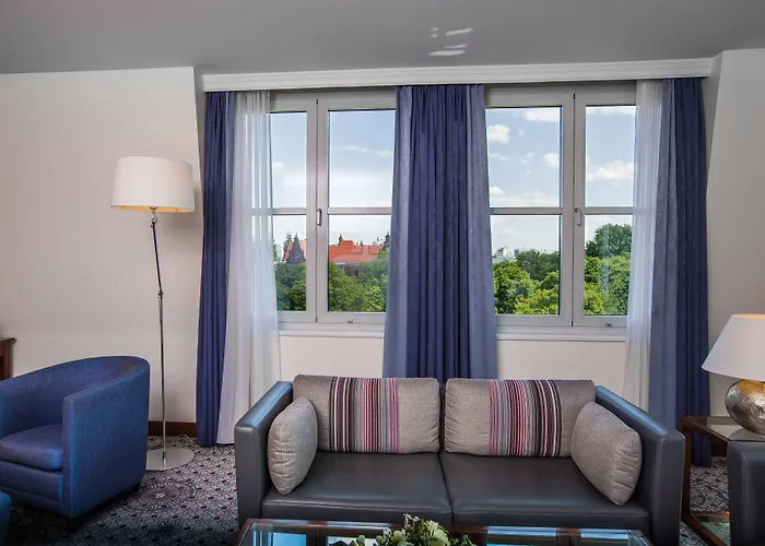 Radisson Blu Hotel 5*