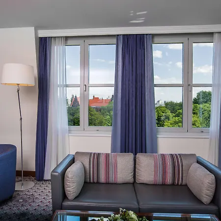Radisson Blu Szálloda 5*