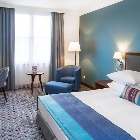 فندق Radisson Blu فروتسواف