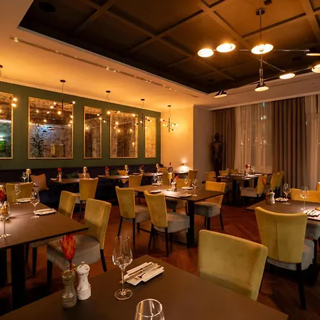 فندق Radisson Blu فروتسواف