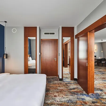 Ξενοδοχείο Radisson Blu 5*