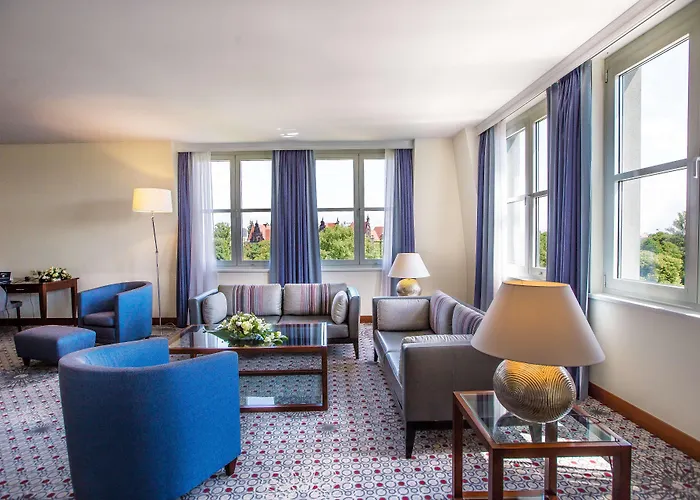 Radisson Blu Hotel 5*